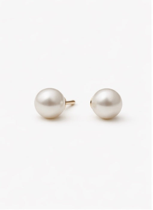 Lauren's Freshwater Pearl Stud Earrings
