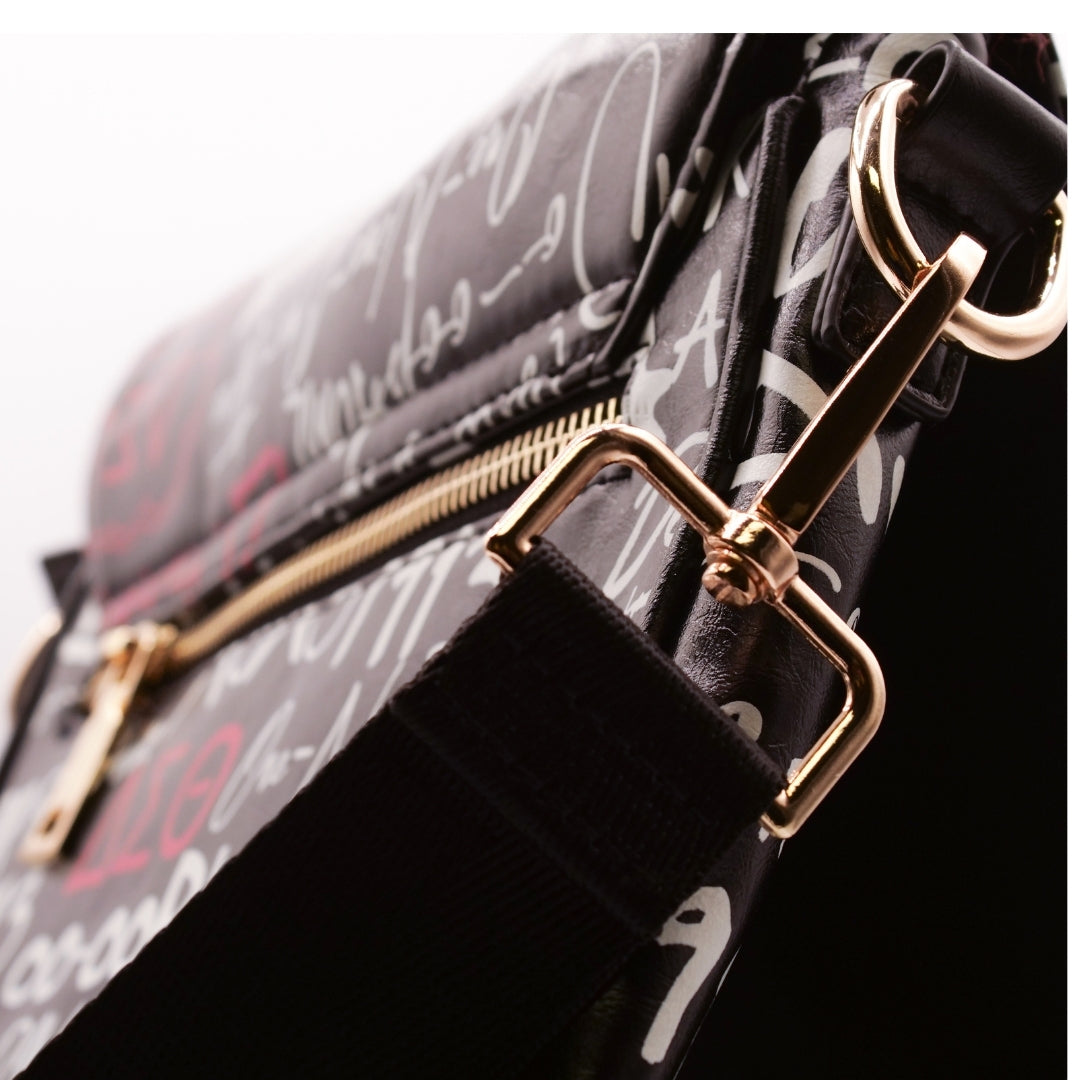 DST Grafitti Crossbody